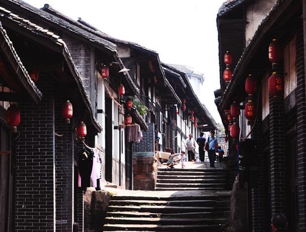 逃离遗弃的建筑4
